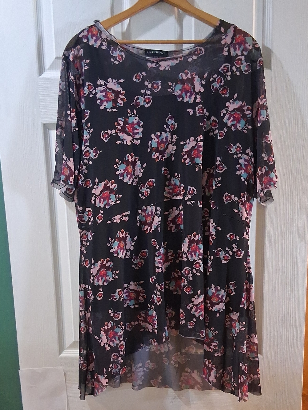 Lane Bryant Black Floral Short-Sleeve Sheer Swing Top With Built In Tank